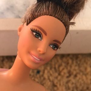 Meet your Posher, Ava